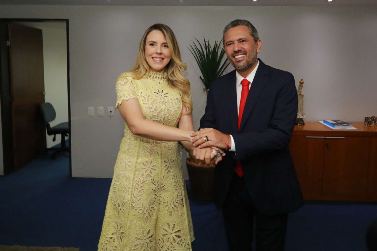 Elmano de Freitas toma posse como Governador do Ceará