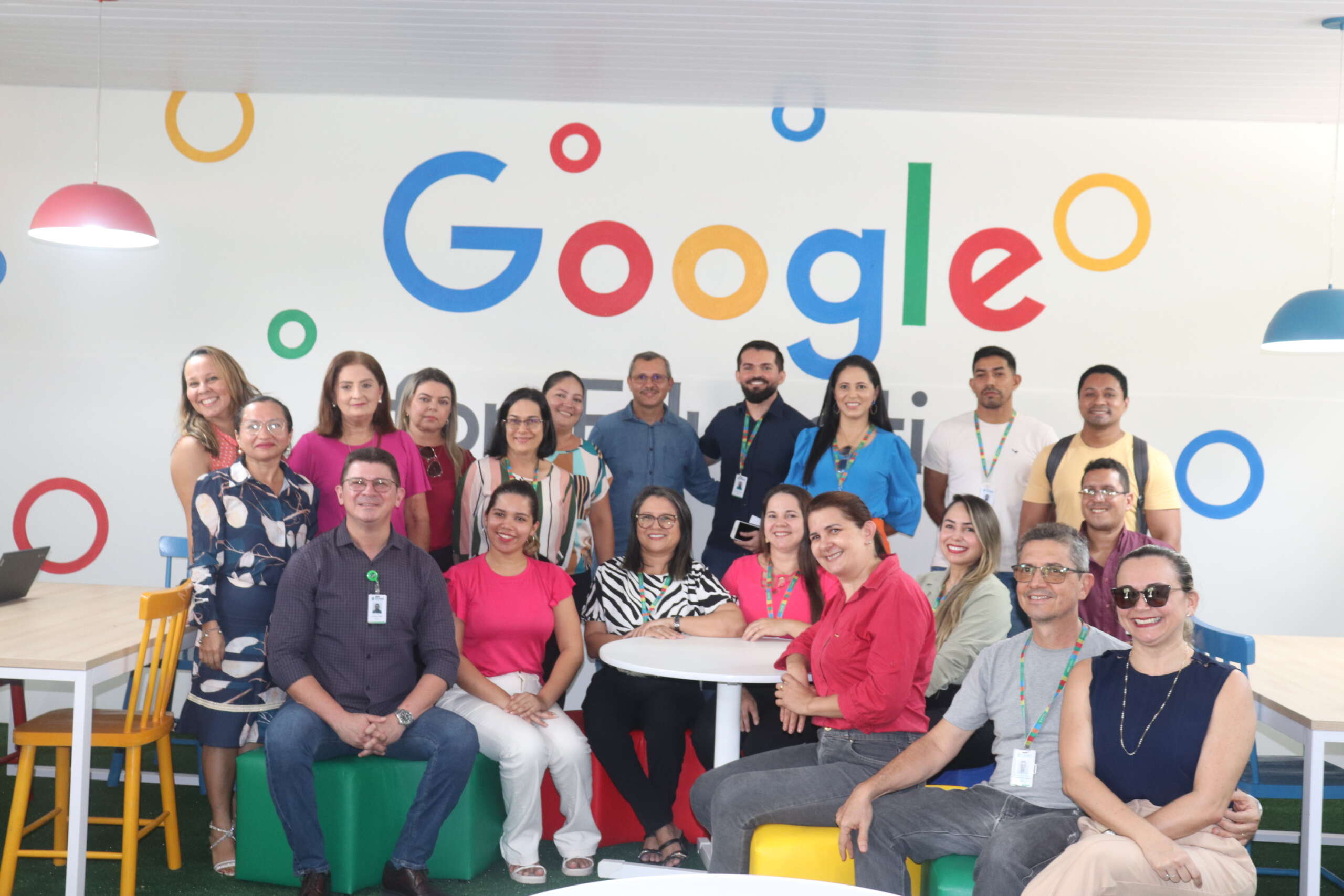 Etice disponibiliza duas Salas Google para o município de Acaraú e participa de evento de inauguração